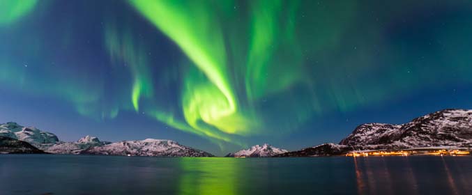 Autumn Season Northern lights and Norway in the Nutshell